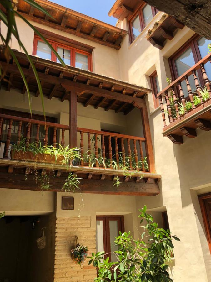 Apart. Entrepatios Toledo Esterno foto